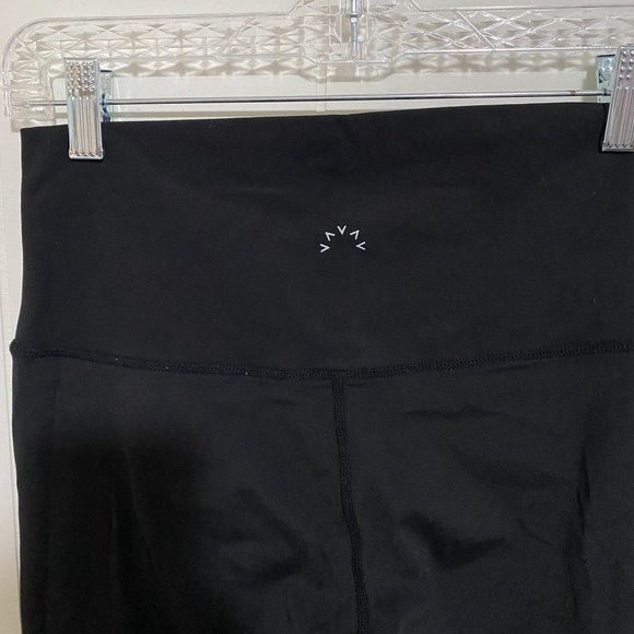 Varley Athletic/Athleisure Black Cropped Legging 23" Inseam Size Medium - Picture 7 of 9